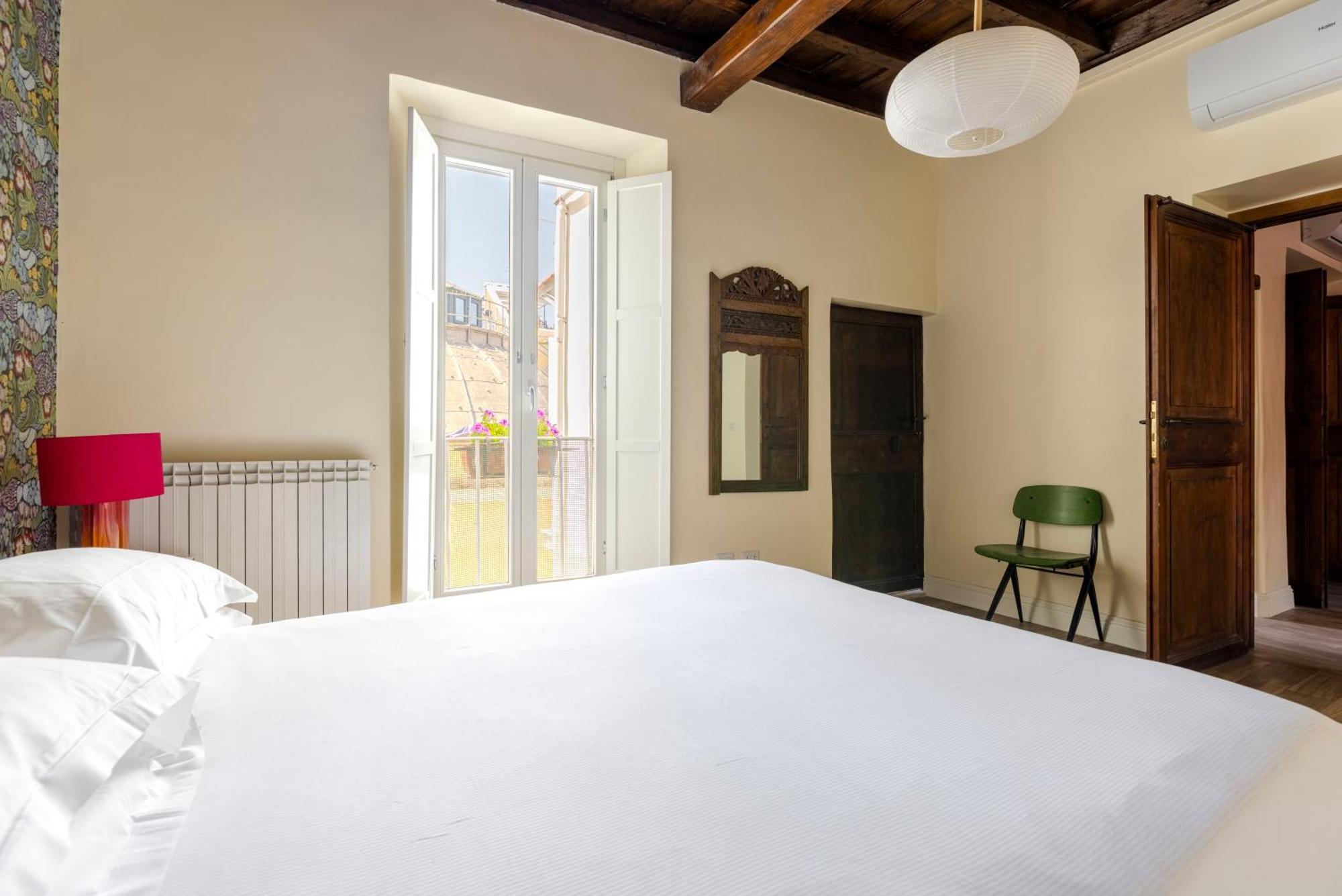 Trasteverehome - Giglio Piazza Farnese Rom