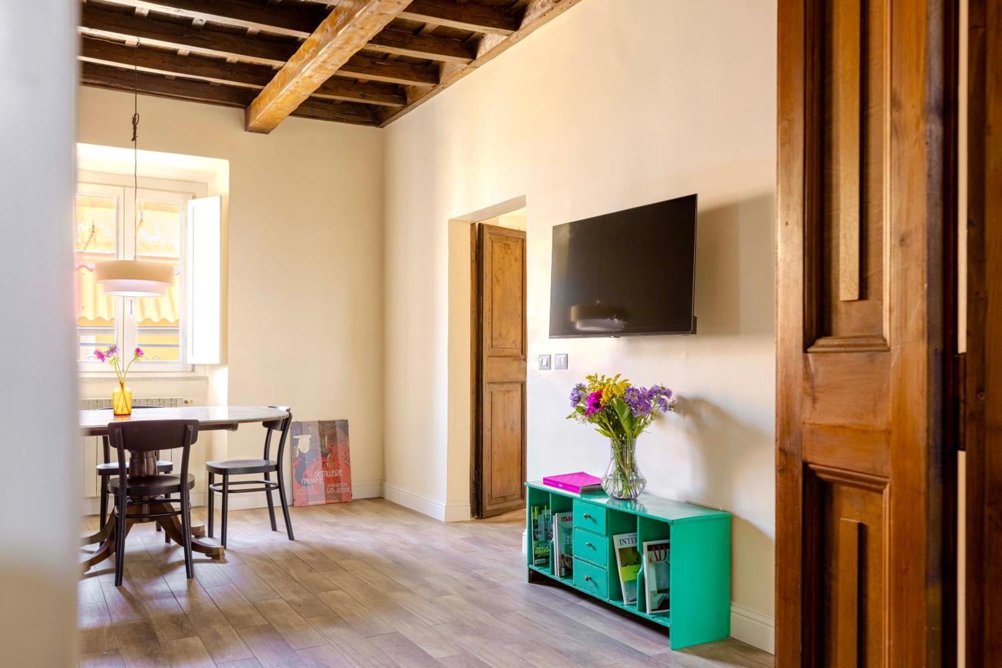 Trasteverehome - Giglio Piazza Farnese Rom